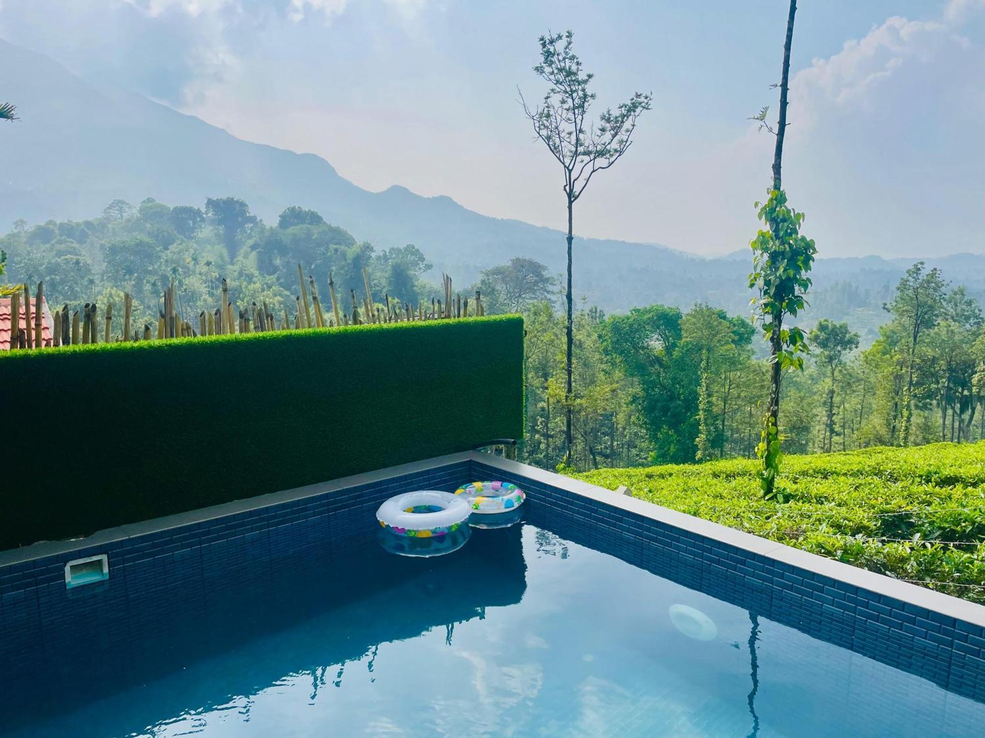 Mayflower Holiday Villa Meppadi Exterior photo